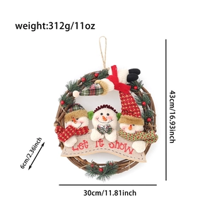 Detailed size specifications of a rattan Christmas wreath with three snowmen
