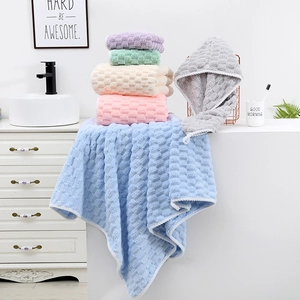 Absorbent coral fleece towel set with hair drying cap and pineapple grid texture