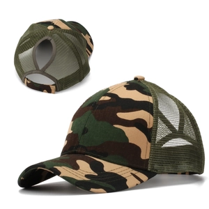 Casquette camouflage pour queue de cheval avec maille filet et fermeture réglable
