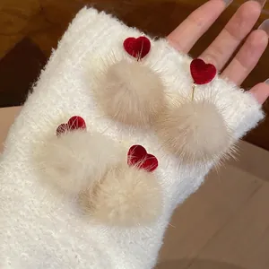 Boucles D'oreilles Pendantes Cœur Velours Rouge Pompon Fourrure Blanche Avec Tige Argent Sterling 925 Automne Hiver