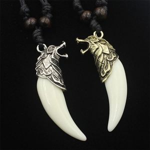Collana Con Pendente Testa Di Lupo E Dente Di Imitazione Acrilico Lega Stile Retro Punk Catena In Corda Perle In Legno Unisex