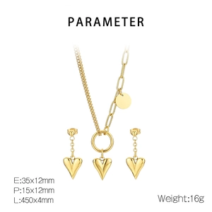 Detailed view of golden heart jewelry set with necklace and earring size parameters