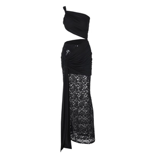 Robe noire élégante à une épaule avec dentelle évidée et fente latérale pour femmes