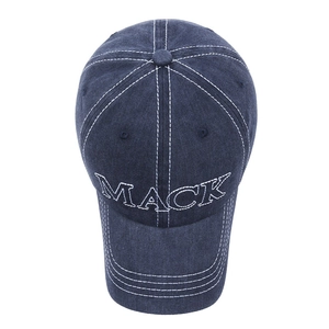 Cappellino da baseball in cotone blu scuro con ricamo MACK e cuciture a contrasto