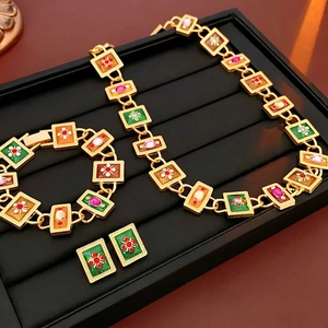 Vintage Enamel Jewelry Set For Women Alloy Rhinestone Floral Pattern Luxury Necklace Bracelet Earrings