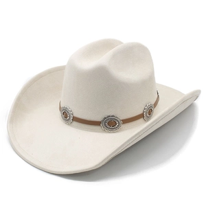 Chapeau de cowboy classique en suédine ivoire avec bandeau en cuir et ornements argentés