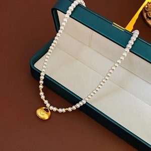 New Chinese Style Vintage Artificial Pearl Necklace With Copper Lucky Bag Pendant Elegant Fu Character Lock Choker For Women