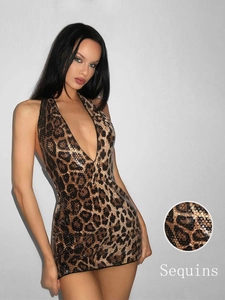 Robe moulante à paillettes léopard avec col en V profond et licou pour soirée chic