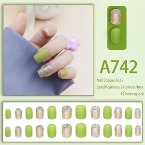 Short matte green glitter press-on nails set with 24 pieces in various leaf green tones