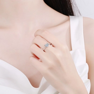 Minimalist S925 sterling silver ring featuring a light blue heart-shaped moissanite stone