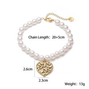 Elegant 18K gold plated stainless steel pearl bracelet with heart pendant charm