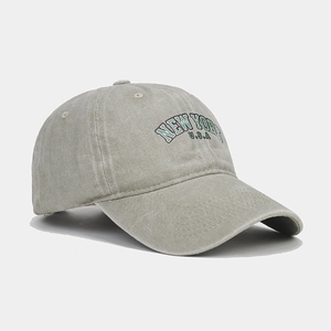 Detailed view of the New York embroidery on washed cotton vintage baseball cap