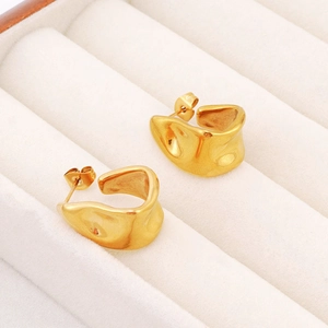 Irregular Wrinkle Stainless Steel Stud Earrings For Women 18K Gold Plated Minimalist Geometric Wave Design Aesthetic Jewelry