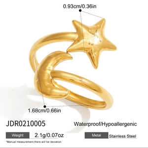 Detailed view of star and moon ring dimensions with 2.1g weight and waterproof features