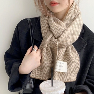 Écharpe en Tricot Minimaliste de Style Coréen pour Femme Hiver Chaud Doux Motif Chevrons Cache-Cou Mode Écharpe Décontractée
