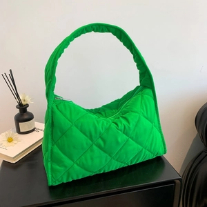 Green quilted nylon tote bag with rhombic stitching and large capacity shoulder strap