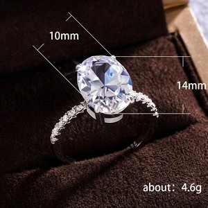 Klassischer Silberring mit großem 10x14mm ovalem Zirkoniastein in Sechs-Krallen-Fassung