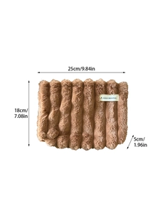 Brown plush makeup bag showing 25x18x5cm dimensions and fuzzy striped texture