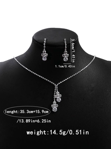 Detailed view of silver zircon flower jewelry set showing exact sizes and weight parameters