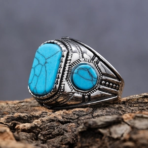 Retro stainless steel men's ring with rectangle turquoise and intricate side carvings
