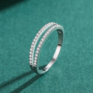 S925 sterling silver double-layer ring with sparkling small diamonds on green velvet