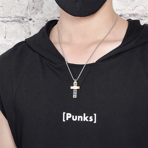 Collier avec pendentif croix bicolore or et argent en acier inoxydable pour hommes