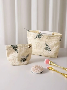 Fresh linen cotton cosmetic bags set with green floral embroidery and zipper closure