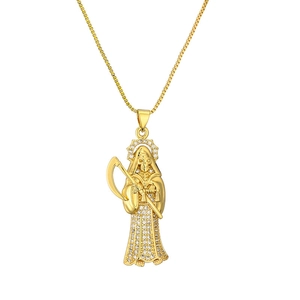 Pendentif faucheuse gothique plaqué or avec zircons cubiques et chaîne de boîte