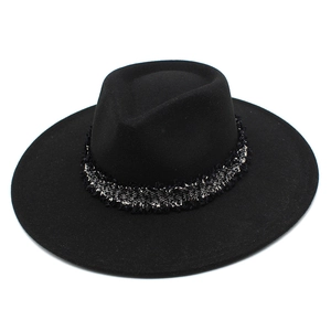 Chapeau fedora classique en laine noire avec ruban décoratif en tweed et bords effilochés