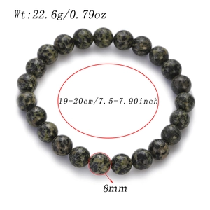 Detail of dark green natural stone beaded bracelet with 8mm beads and measurement labels