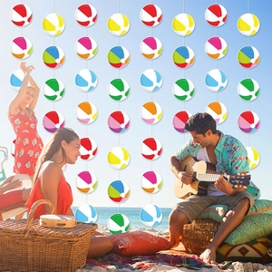 Guirlande de fête avec ballons de plage colorés pour décoration de soirée d'été