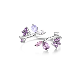 Macro shot of S925 sterling silver ring showing colorful floral gems and S925 hallmark