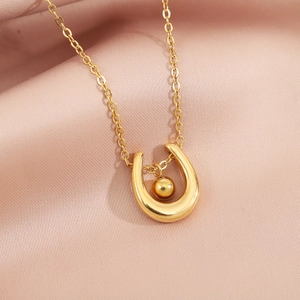 Stainless Steel Horseshoe Pendant Necklace For Women Gold Silver Plated U-Shaped Geometric Beads Metal Necklace Minimalist Fashion Jewelry Gift