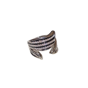 Vintage silver metal ring with multi-row zircon pavé and black enamel wave patterns