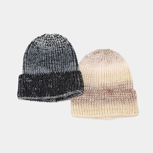 Ensemble de bonnets en maille dégradée pour femme avec texture côtelée épaisse
