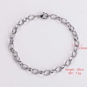 5.5mm wide silver oval link bracelet with length and weight specs for men