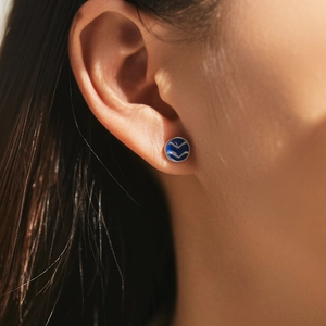 Élégante puce d'oreille en argent S925 avec motif de vague en émail bleu