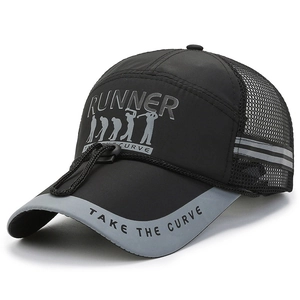 Men's breathable mesh sun hat with Runner print and drawcord for outdoor sports