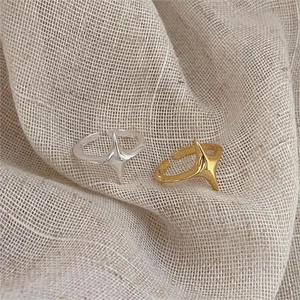 Minimalist 925 sterling silver star-shaped open ring in gold and silver finishes