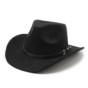 Chapeau de cowboy en feutre noir classique avec large bord et boucle de ceinture