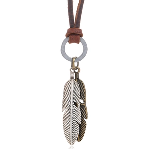 Vintage Feather Pendant Necklace Cowhide Leather Adjustable Long Rope Chain Alloy Jewelry For Men Women