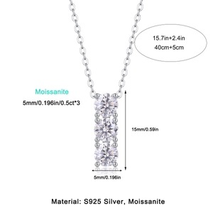 Detailed view of S925 sterling silver necklace with three moissanite stones and dimensions