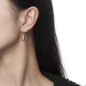 Elegant S925 sterling silver water drop earrings for women in polished golden finish