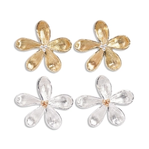 Textured metallic flower stud earrings in gold and silver finish with petal engraving