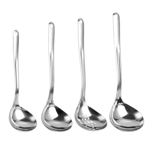 Set of four 304 stainless steel heart-shaped soup spoons and colanders in different sizes
