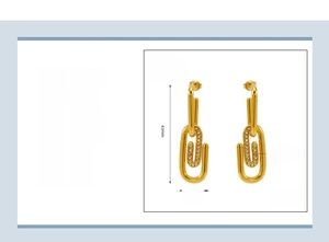 Détails et dimensions de boucles d'oreilles trombone dorées 18K ornées de strass