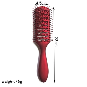 Dettagli dimensionali della spazzola rossa con lunghezza di 22 cm e larghezza di 4,5 cm e peso