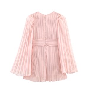 Elegant pink pleated chiffon dress with long flare sleeves and round neck for women