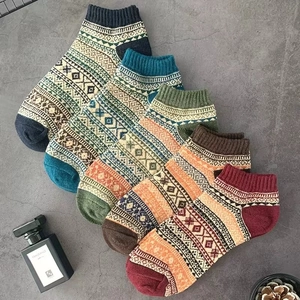 Men Retro Ethnic Geometric Short Socks Cotton Blend Comfortable Breathable Ankle Socks