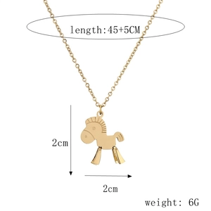 Detailed size specifications for gold pony pendant necklace showing dimensions and weight
